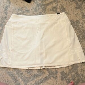 NWT Nike Golf Skort 15”